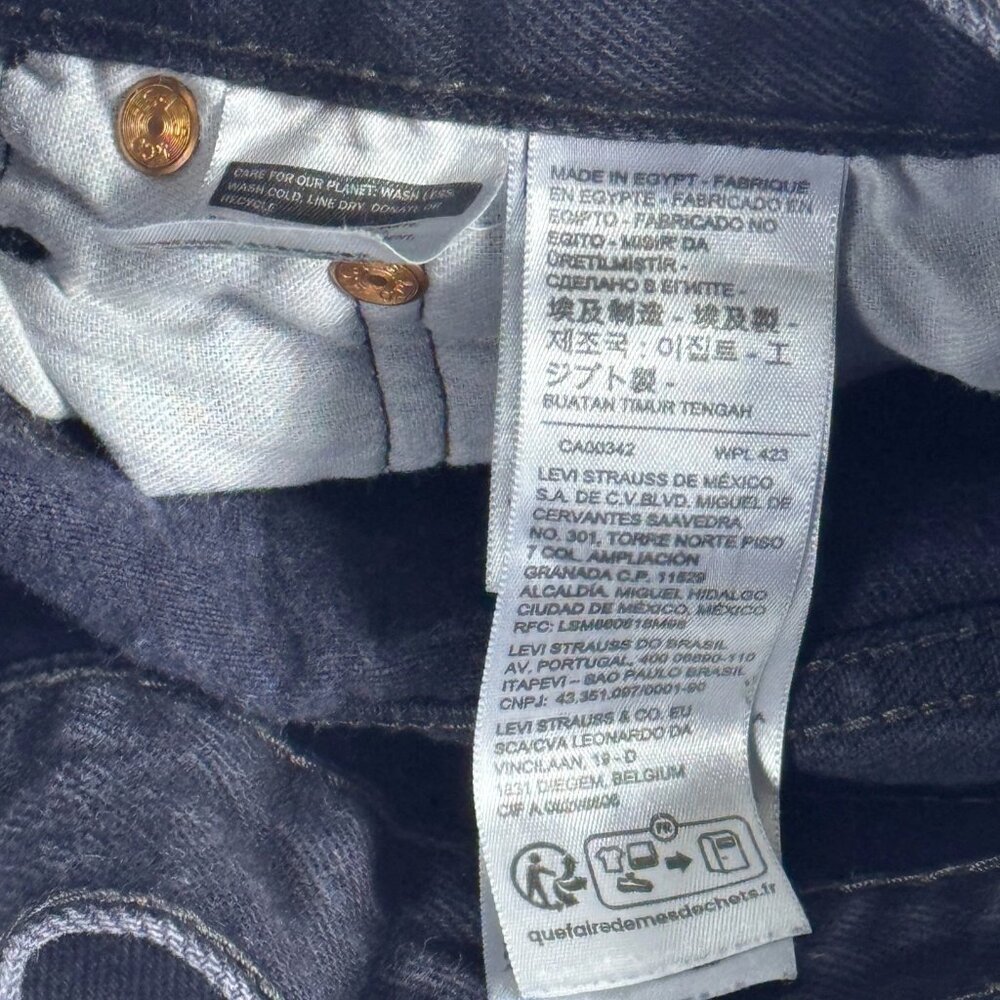 Levi’s 501 Mens Straight Leg Jeans Black Denim 5-Pocket Outdoor Size 33x32 - Picture 13 of 16